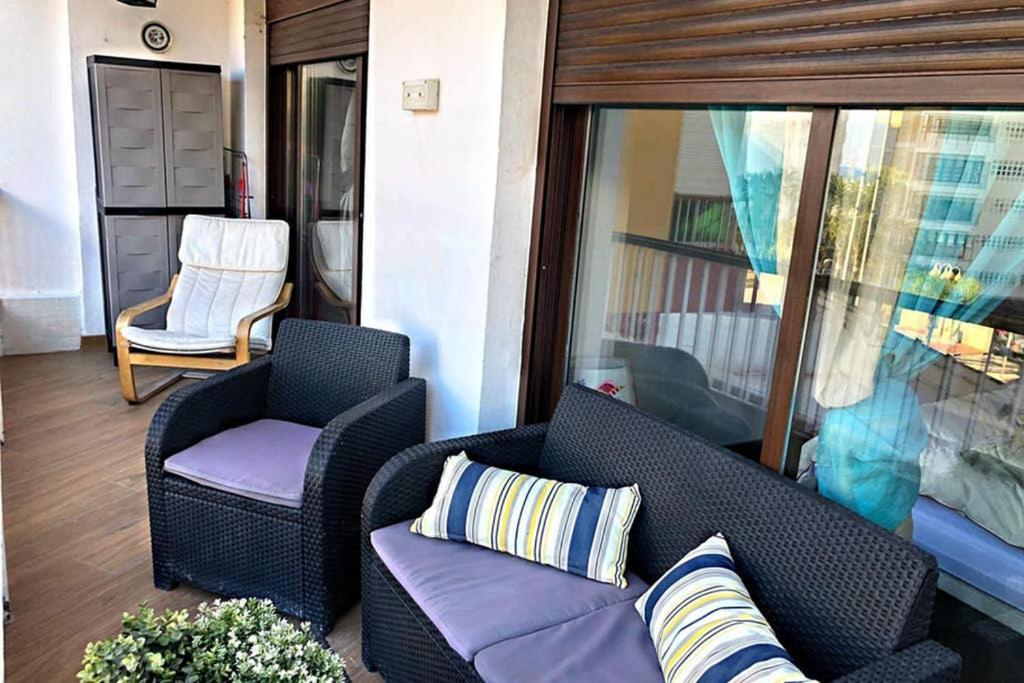 Coqueto Apartamento En Puerto Marina Con Piscina 베날마데나코스타 외부 사진