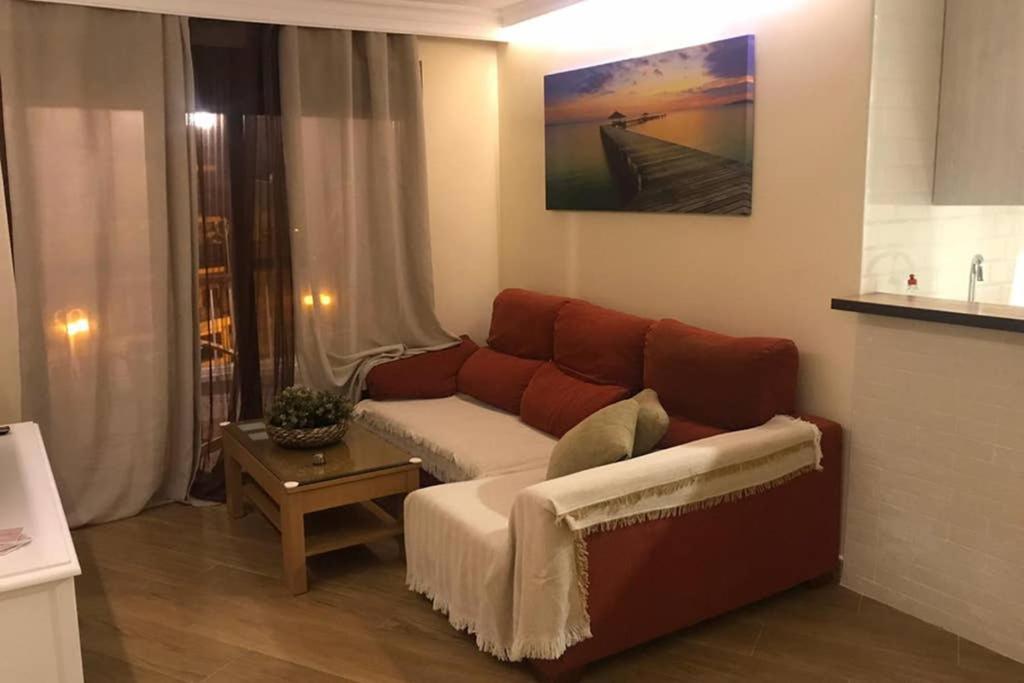 Coqueto Apartamento En Puerto Marina Con Piscina 베날마데나코스타 외부 사진